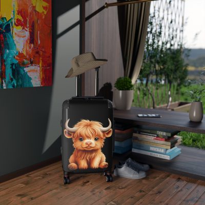 Highland Cow Suitcase - A stylish luggage featuring a charming cow design, perfect for travelers who want to bring a touch of whimsy to their journeys.