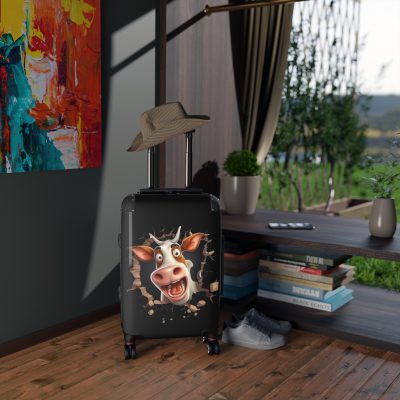 Highland Cow Suitcase - A stylish luggage featuring a charming cow design, perfect for travelers who want to bring a touch of whimsy to their journeys.