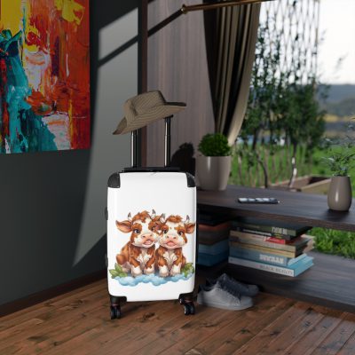 Highland Cow Suitcase - A stylish luggage featuring a charming cow design, perfect for travelers who want to bring a touch of whimsy to their journeys.