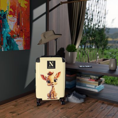 Custom Cute Giraffe Suitcase - Personalized kids' luggage featuring an adorable giraffe design, perfect for young adventurers.