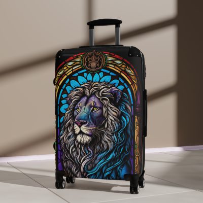 Lion Suitcase - Kids' luggage featuring a fierce lion design, perfect for young adventurers.