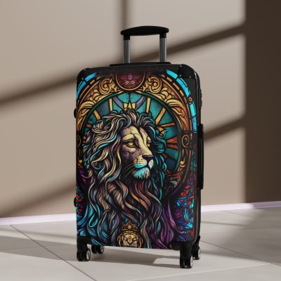 Lion Suitcase - Kids' luggage featuring a fierce lion design, perfect for young adventurers.