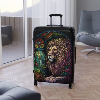 Lion Suitcase - Kids' luggage featuring a fierce lion design, perfect for young adventurers.