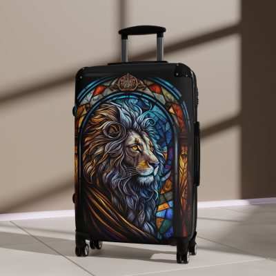 Lion Suitcase - Kids' luggage featuring a fierce lion design, perfect for young adventurers.