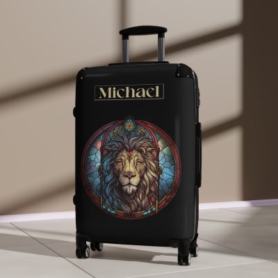 Custom Lion Suitcase - Kids' luggage featuring a unique lion design, perfect for young adventurers.