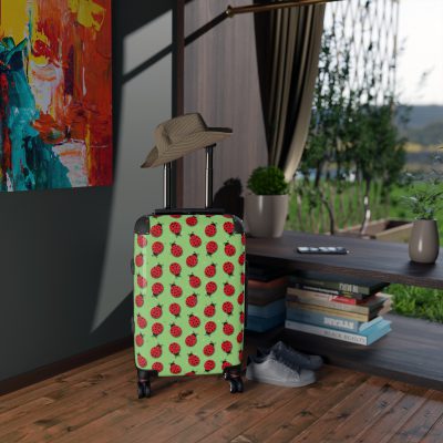 Cute Ladybug Suitcase - Adorable travel companion featuring a charming ladybug design, bringing joy to your journeys.