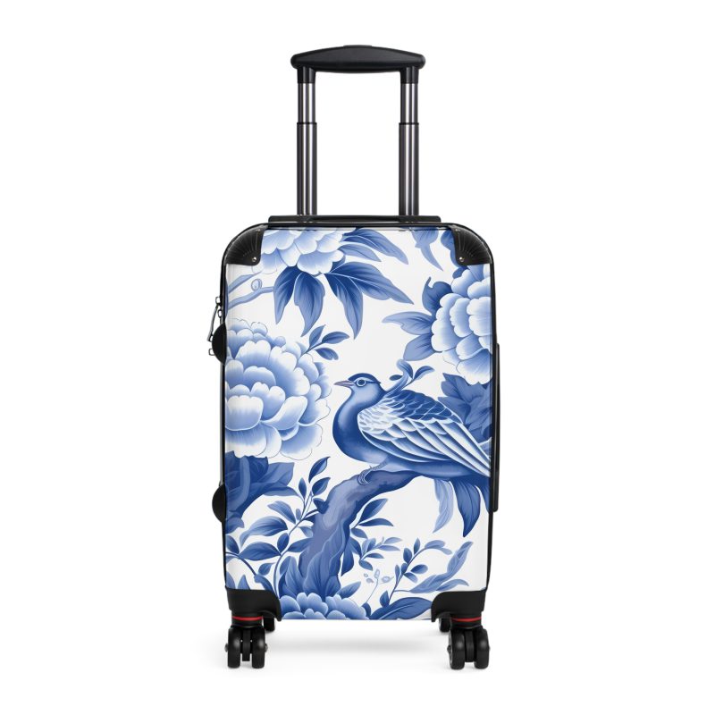 Blue & White Chinoiserie suitcase, a durable and stylish travel companion. Crafted with classic Chinoiserie designs, it's perfect for those who appreciate timeless elegance on their journeys.