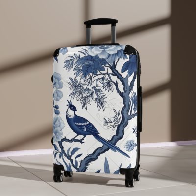 Blue & White Chinoiserie suitcase, a durable and stylish travel companion. Crafted with classic Chinoiserie designs, it's perfect for those who appreciate timeless elegance on their journeys.