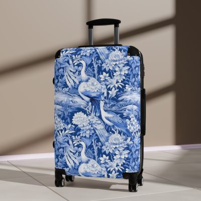 Blue & White Chinoiserie suitcase, a durable and stylish travel companion. Crafted with classic Chinoiserie designs, it's perfect for those who appreciate timeless elegance on their journeys.